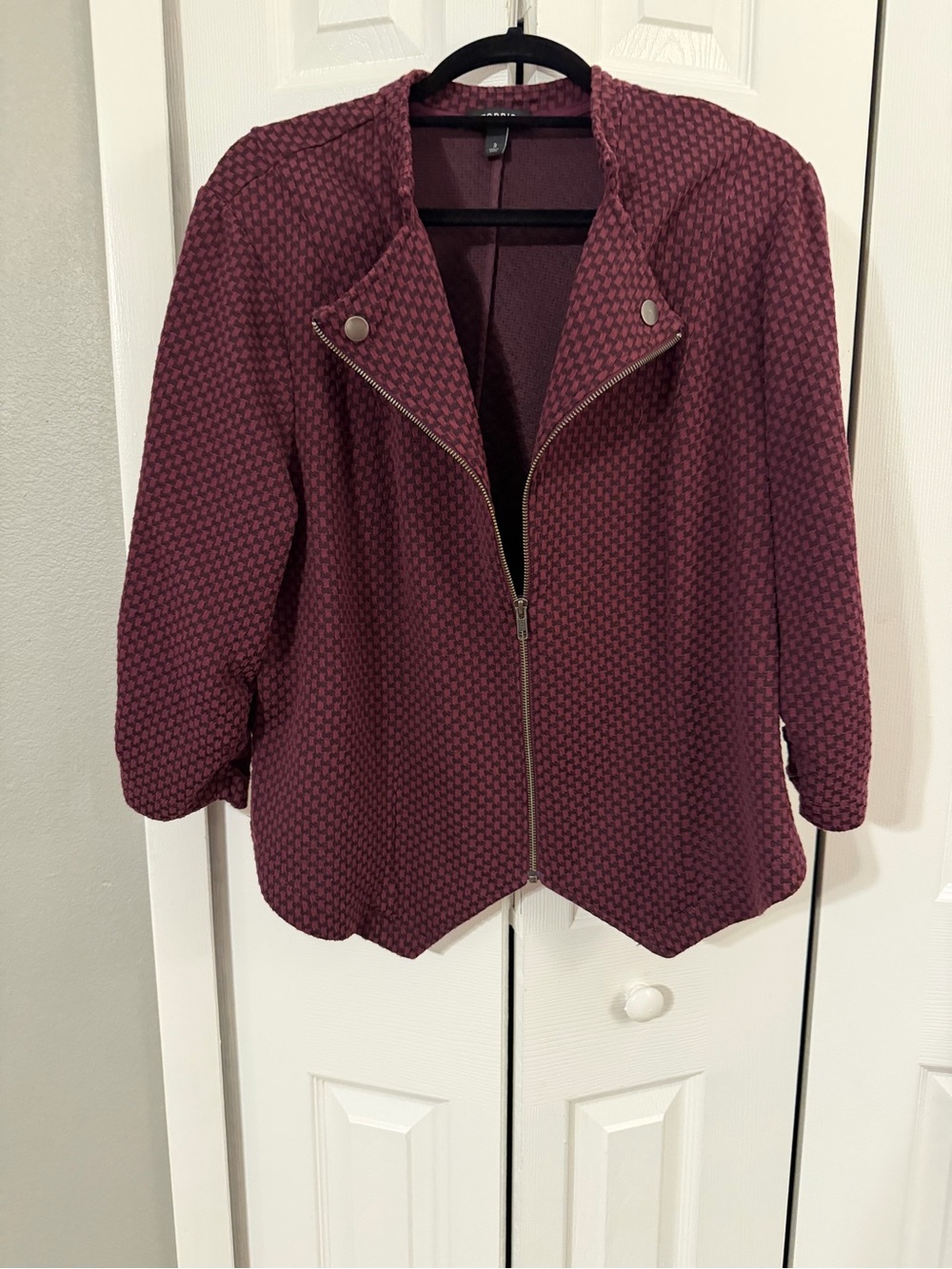 Torrid Women's Textured Zip-Front Jacket in Burgundy size 3